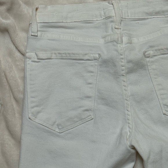 Frame Le Skinny de Jeanne Stagger Raw Hem White Denim White Size 28 - Picture 10 of 16